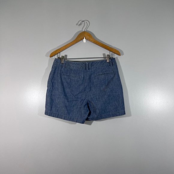 Lands' End 100% Cotton Chambray Mid-Rise Shorts - Picture 2 of 4